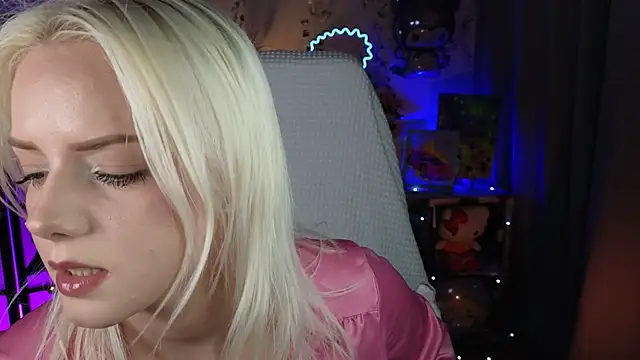 ImBonBon online show from 11.11.25