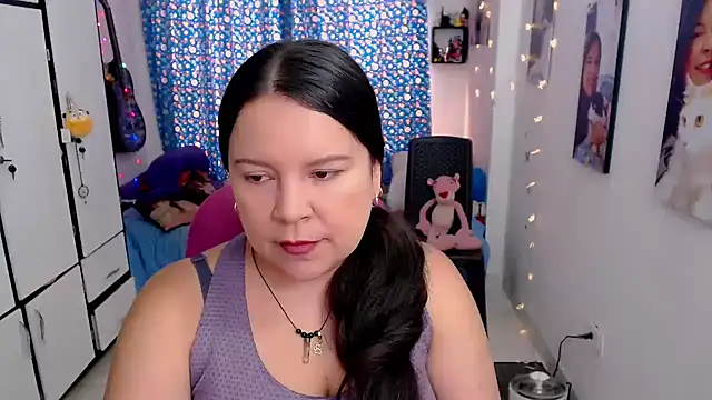 claryssa  online show from 10.11.25