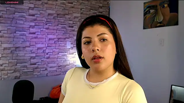 Luci Amore online show from 12.10.24