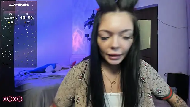 Snapshot of Mariella_Adamss chatting on 02.18.25 Mariella Adamss online show from 02.18.25