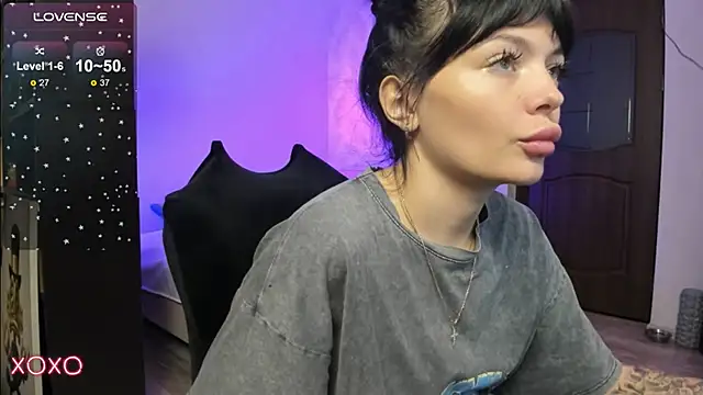 Snapshot of Mariella_Adamss chatting on 02.23.25 Mariella Adamss online show from 02.23.25