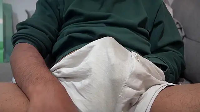 Snapshot of iambored91 chatting on 11.16.25 iambored91 online show from 11.16.25