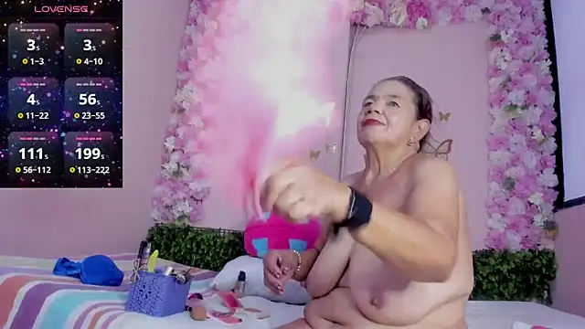 Snapshot of grandmother_milf chatting on 05.07.26 grandmother milf online show from 05.07.26