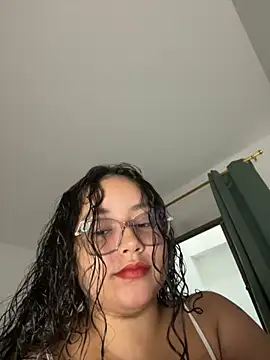 CurlyGirl 1 online show from 09.23.25