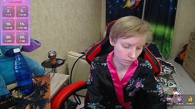 Alexis Gordon online show from 03.04.25