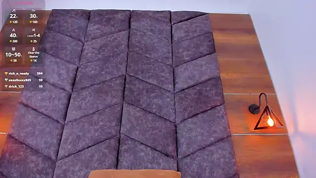 Snapshot of CristalCornner_ chatting on 12.13.24 CristalCornner  online show from 12.13.24