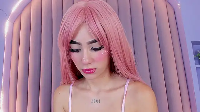 Snapshot of CristalCornner_ chatting on 02.06.25 CristalCornner  online show from 02.06.25