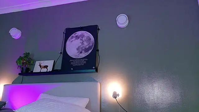 Snapshot of CristalCornner_ chatting on 09.19.25 CristalCornner  online show from 09.19.25