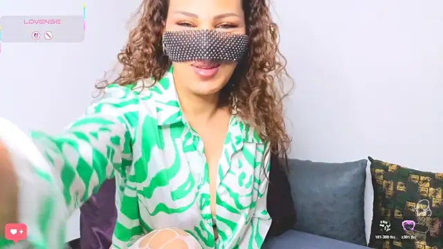 Snapshot of Turkish_Latina chatting on 04.26.26 Turkish Latina online show from 04.26.26