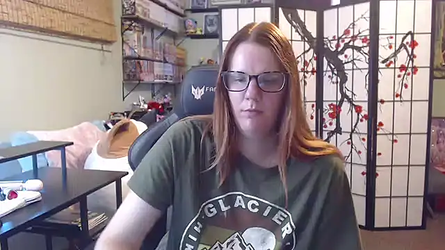 Snapshot of Sarahtineke chatting on 07.11.26 Sarahtineke online show from 07.11.26