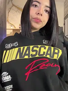 NicolRoss  online show from 11.09.25