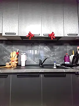 AnaFoxxy online show from 12.04.25