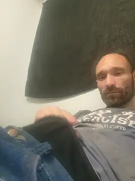 Johnnyw151 online show from 10.21.25