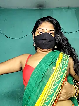 Snapshot of Luv_Adite20 chatting on 02.10.25 Luv Adite20 online show from 02.10.25