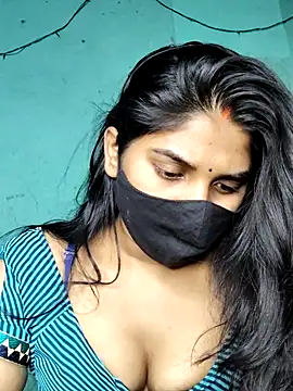 Snapshot of Luv_Adite20 chatting on 03.07.25 Luv Adite20 online show from 03.07.25