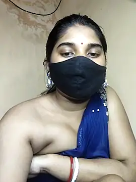 Snapshot of Luv_Adite20 chatting on 09.10.25 Luv Adite20 online show from 09.10.25