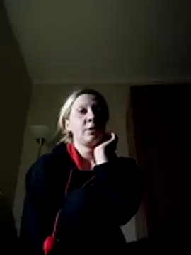 Snapshot of LeraSweet chatting on 02.15.26 LeraSweet online show from 02.15.26