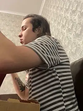 EvaMiron online show from 03.11.25