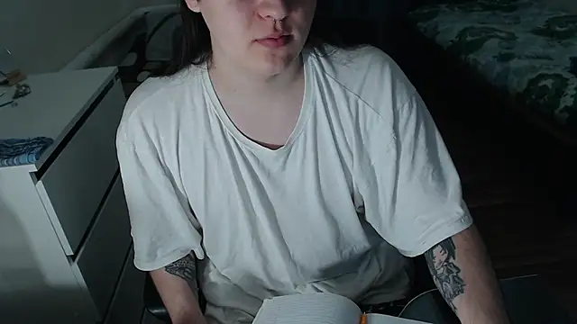 EvaMiron online show from 11.22.25