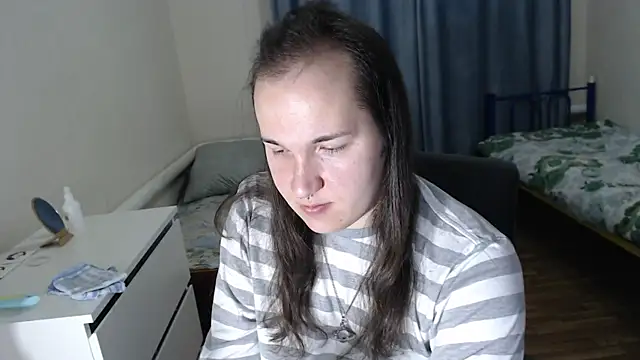 EvaMiron online show from 12.04.25