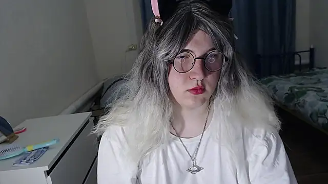 EvaMiron online show from 02.16.26