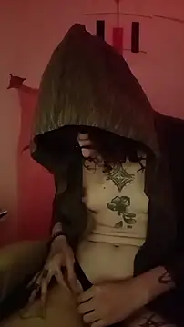 Snapshot of SuccubusTatuada chatting on 09.26.25 SuccubusTatuada online show from 09.26.25