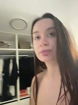 deliaroyal online show from 11.09.25