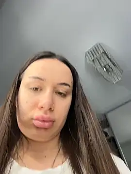 deliaroyal online show from 02.06.26