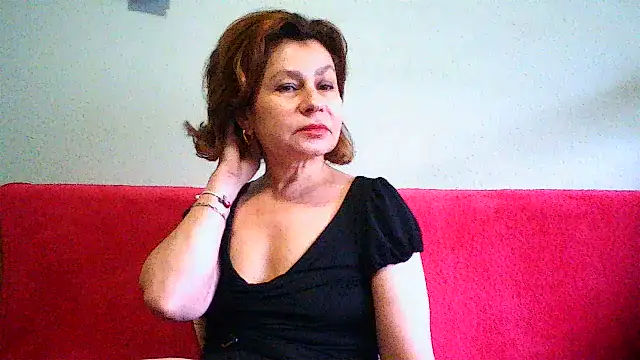 Snapshot of Mat_Elenore chatting on 05.27.26 Mat Elenore online show from 05.27.26