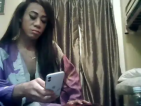 CaramelDipper online show from 12.16.24