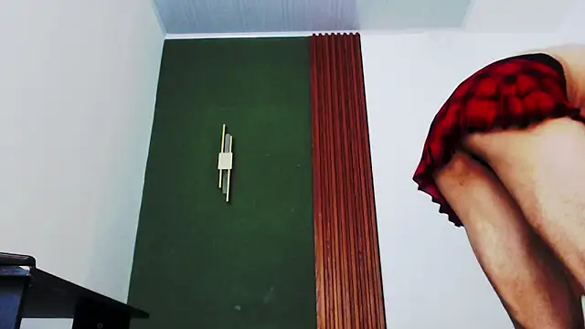 Snapshot of jean_sneider chatting on 11.23.25 jean sneider online show from 11.23.25