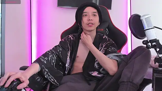 wexlee7 online show from 03.17.25