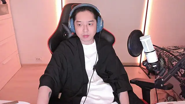 wexlee7 online show from 01.12.26