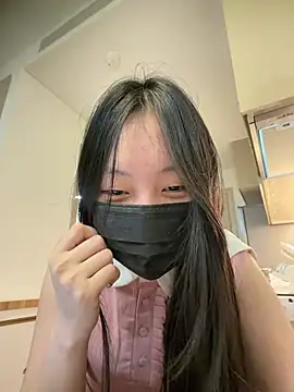 Snapshot of MEOW_MEO chatting on 03.17.26 MEOW MEO online show from 03.17.26