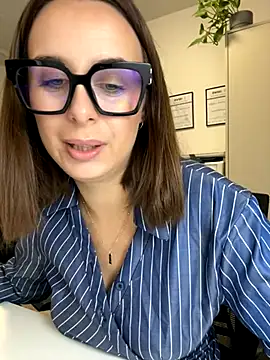 Hii Lolla online show from 11.26.25