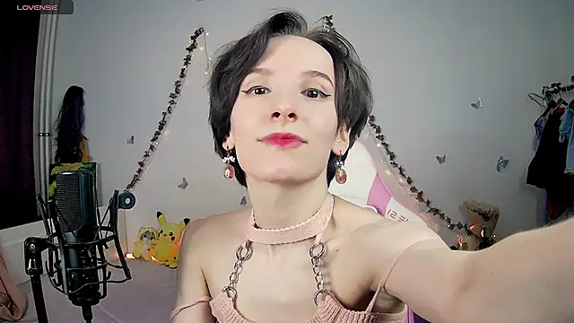 Violet Veliya online show from 12.04.24