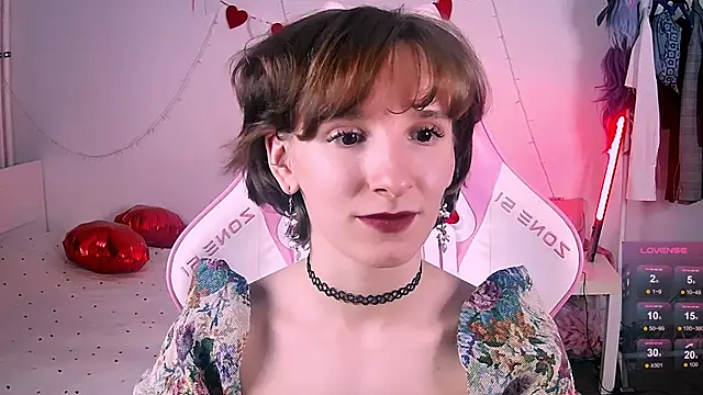 Violet Veliya online show from 02.17.26