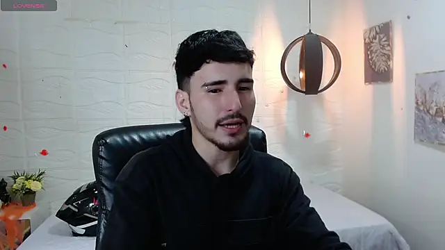 DmitriSanders online show from 12.24.24