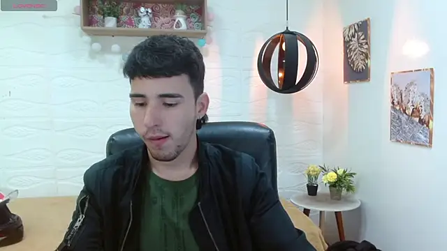 DmitriSanders online show from 03.15.25