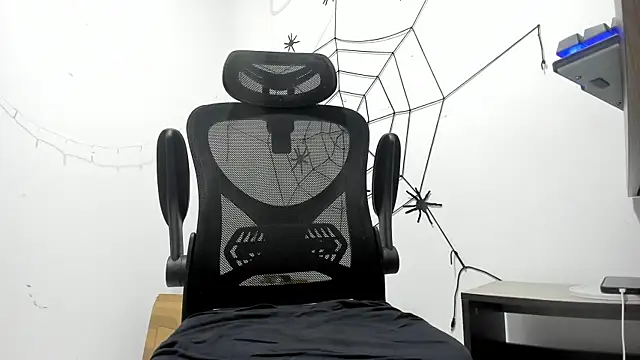 DmitriSanders online show from 02.25.26