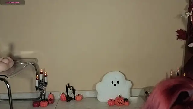 Ivanna Diamon online show from 10.31.25