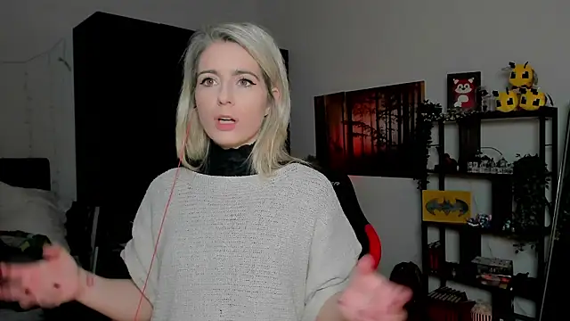 Lisaonthemoon online show from 02.10.26