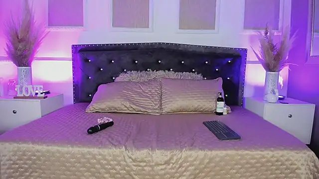 Snapshot of Ithan_sammy chatting on 01.11.25 Ithan sammy online show from 01.11.25