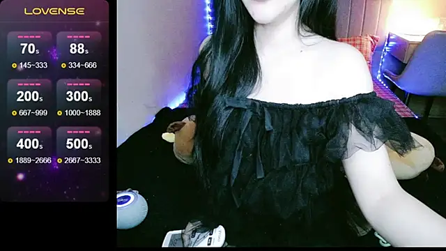  Viviann  online show from 09.21.25