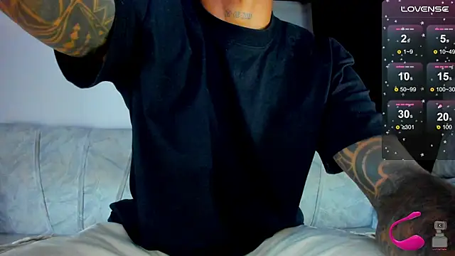 esteveen ortegas  online show from 03.12.25