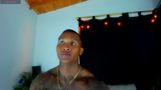 esteveen ortegas  online show from 09.18.25