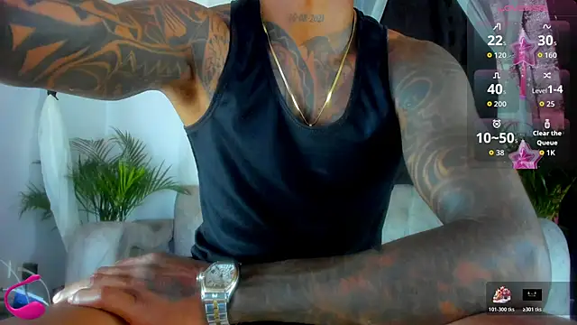 esteveen ortegas  online show from 11.15.25