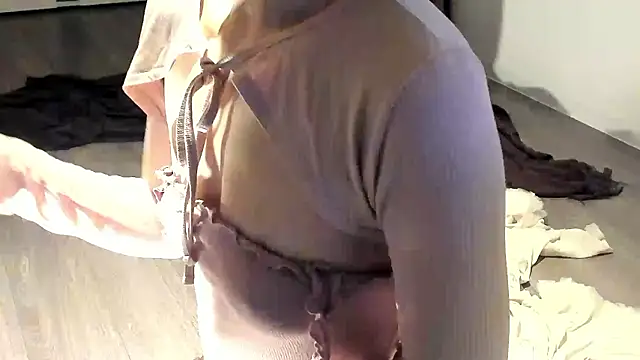 Lily 0000 online show from 01.17.26