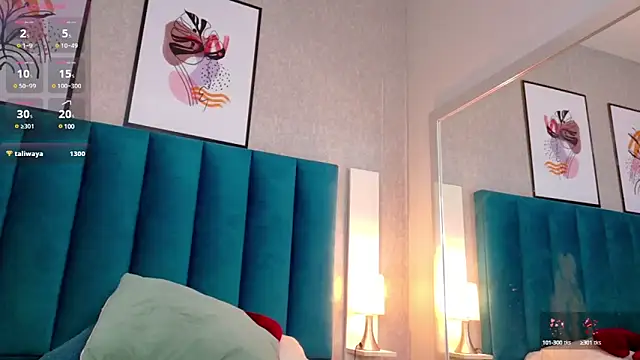 CheneellLorens online show from 02.05.25