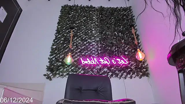 Snapshot of Brianna_Stars chatting on 12.07.24 Brianna Stars online show from 12.07.24